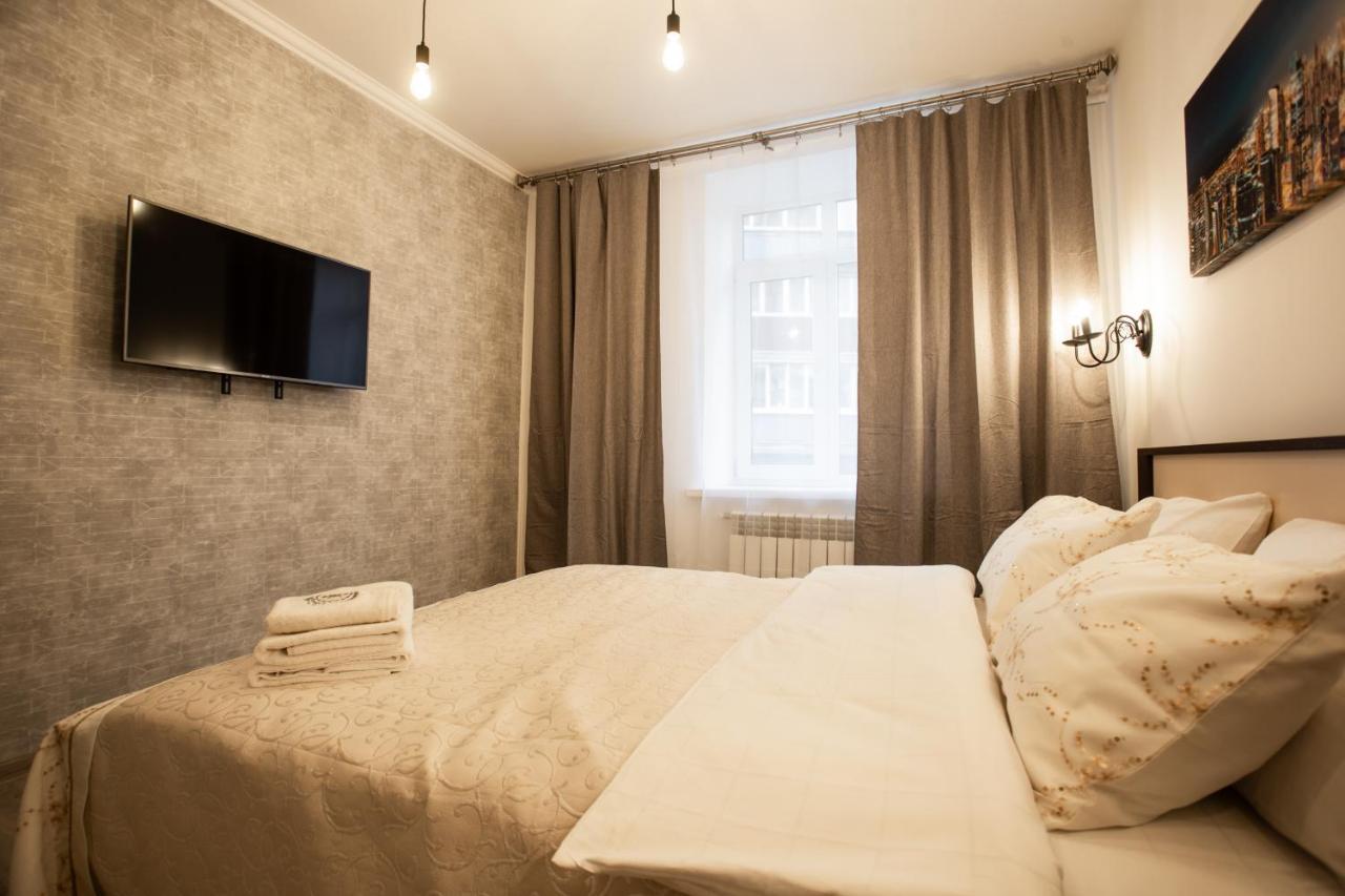 Ultra Lux 3 Rooms Apartment Near Arena City キエフ エクステリア 写真
